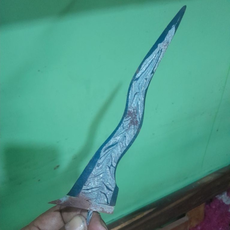 keris patrem pamor blarak ,nogo rangsang