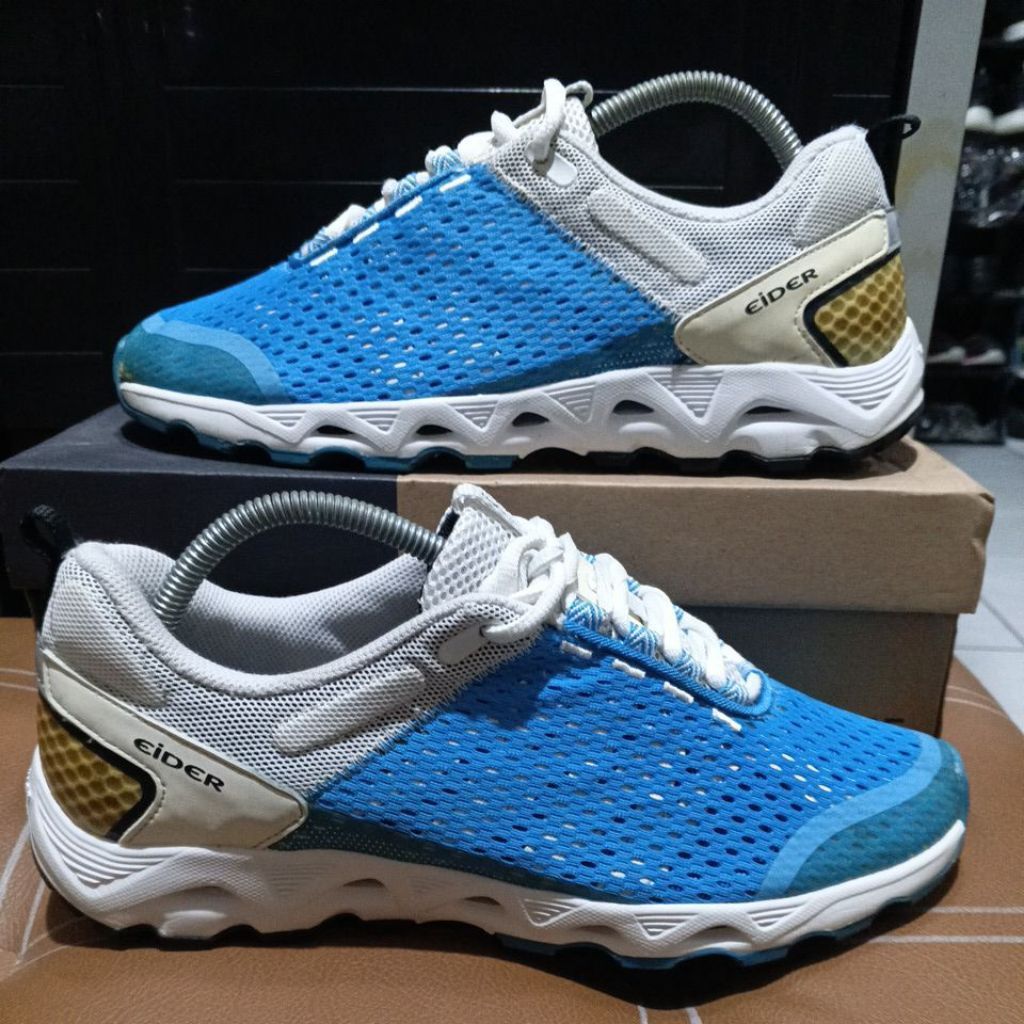 sepatu running eider 42