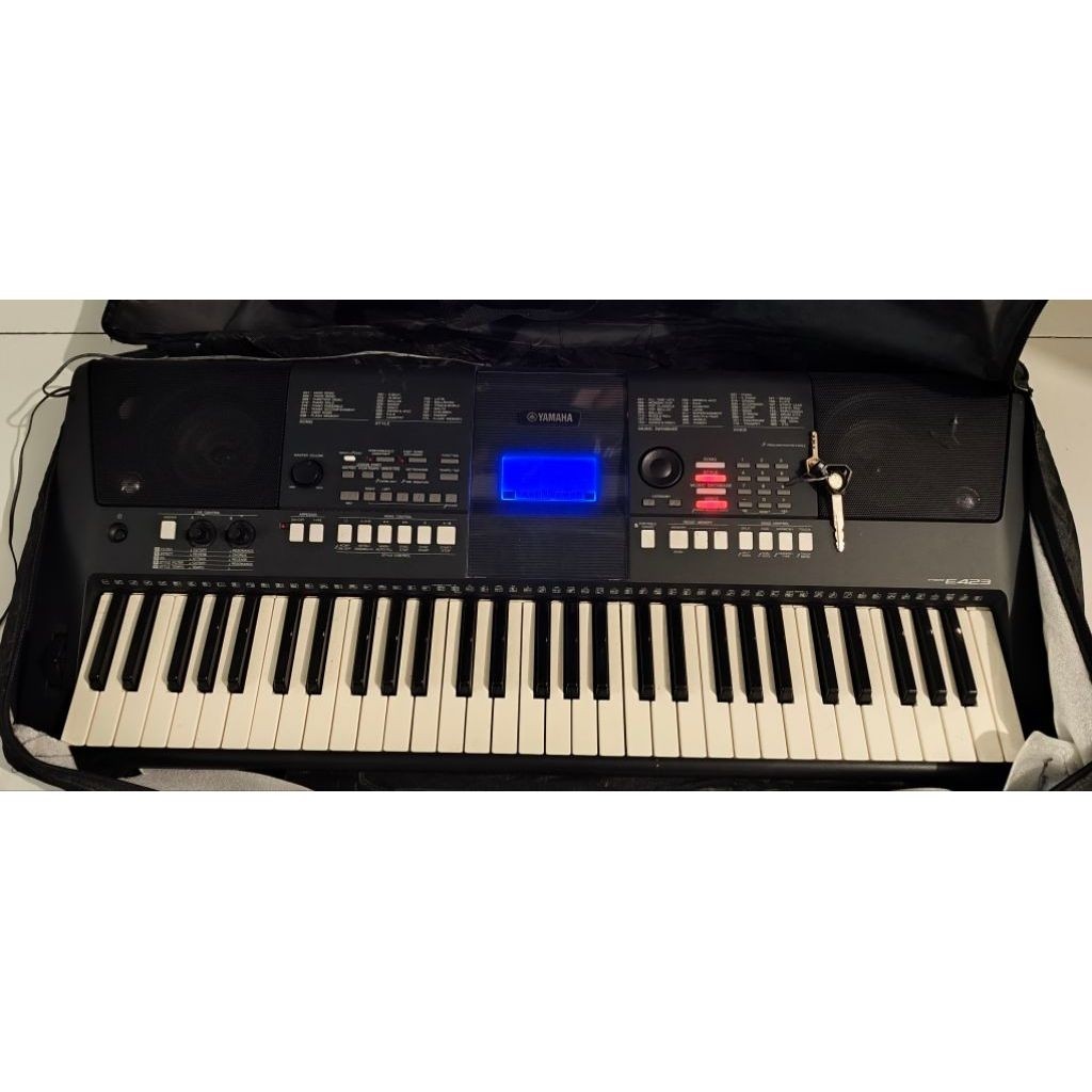 Keyboard Seken YAMAHA PSR E423 MULUS
