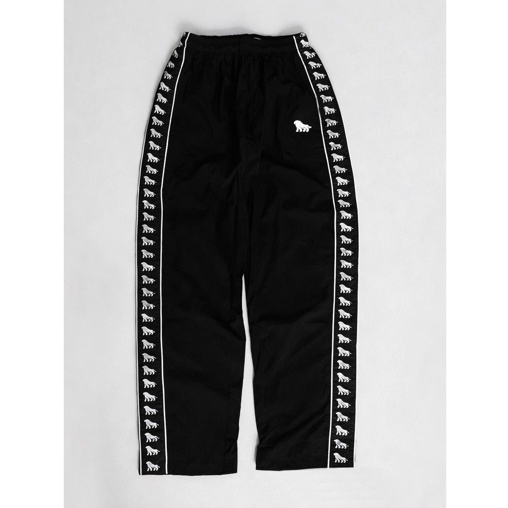 DELIRIUM Celana Trackpants Long Tapped