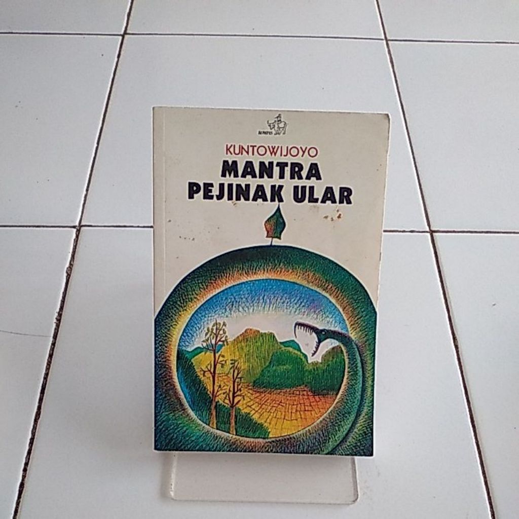 kuntowijoyo mantra pejinak ular