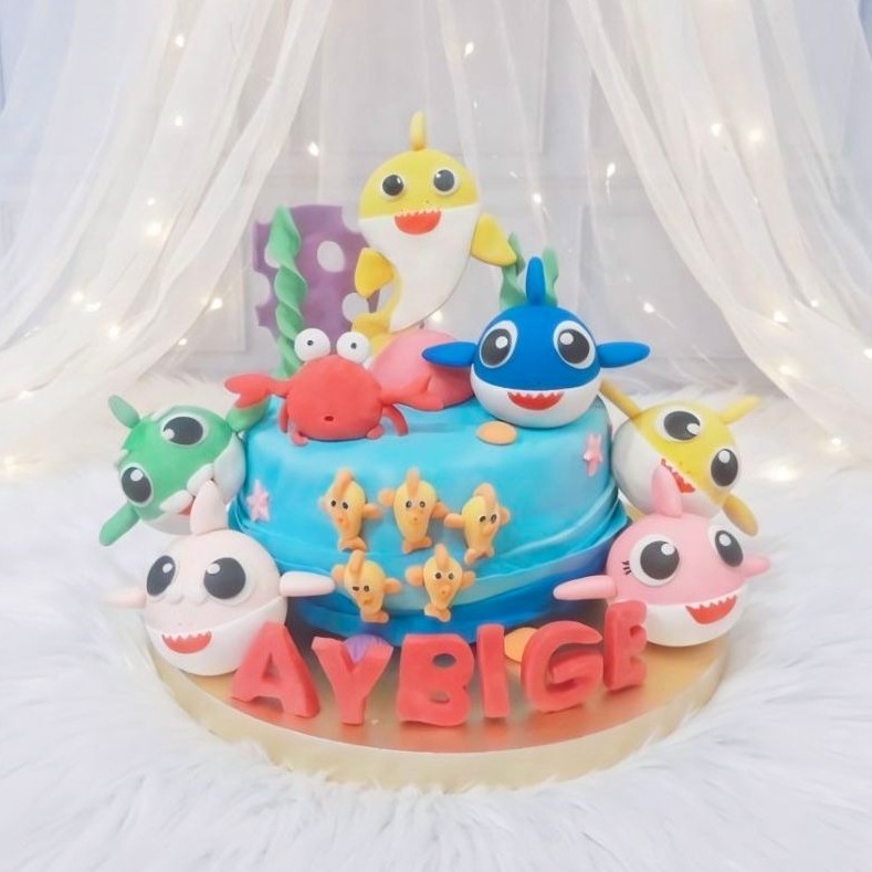cake baby sharkk 15cm