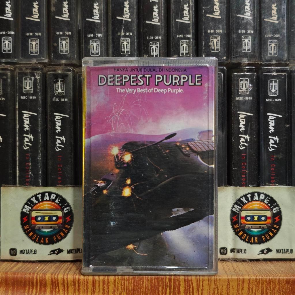 Kaset - Deep Purple - The Very Best Of - Radio Tape - Kaset Pita - Radio - Pemutar Kaset - Retro - C