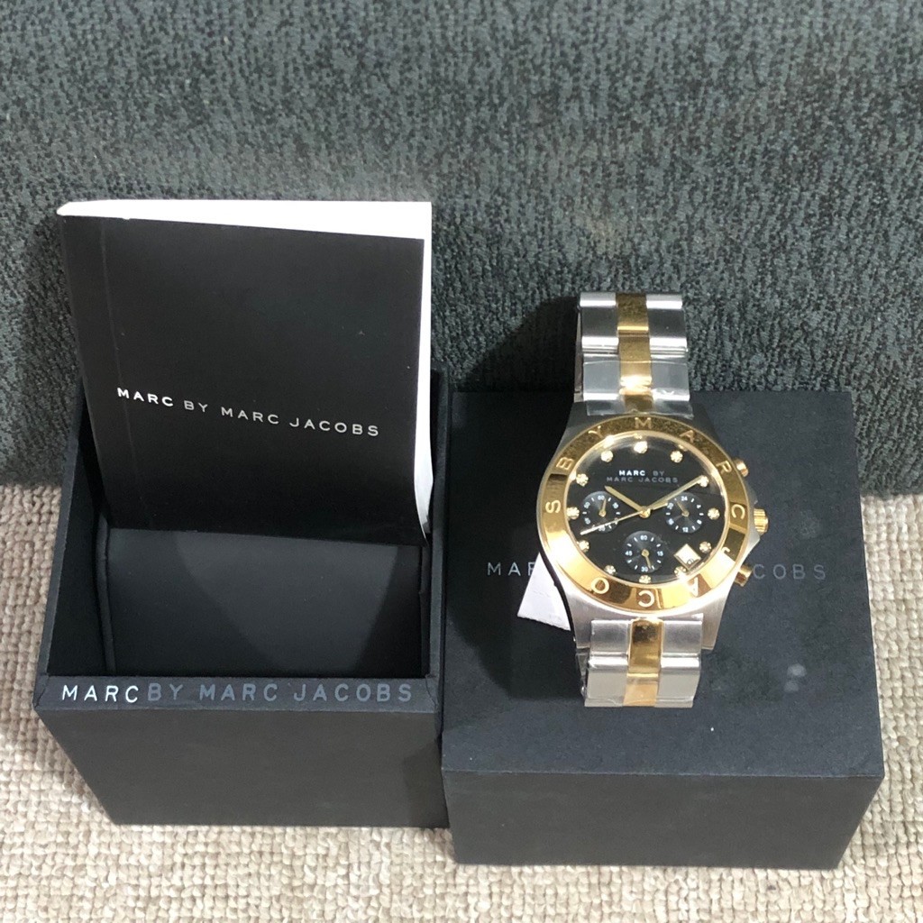 Jam Tangan Pria Marc Jacobs Stainless Steel MBM3177 Analog 5ATM Gold Silver Black