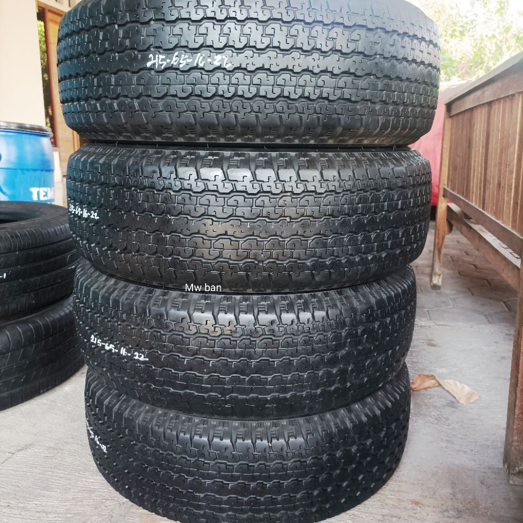 ban 215/65 r16 brigestone dueler ht