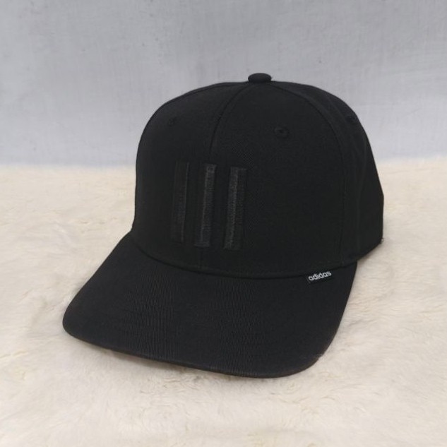 Snapback Adidas threefoil