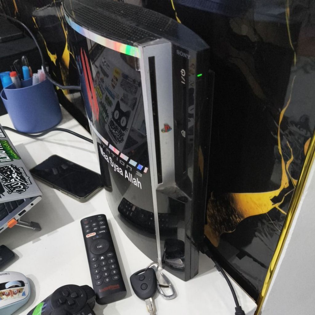 PS 3 Bekas 500GB pemakaian pribadi. + kayu