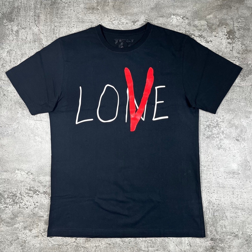 kaos oblong Vlone big logo V hitam pekat Size XL
