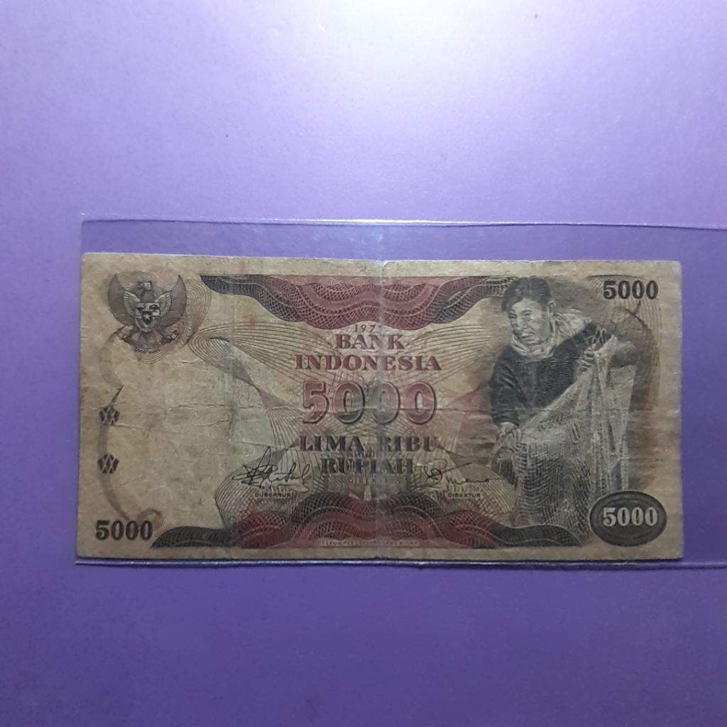 uang kuno 5000 rupiah penjala ikan 1975