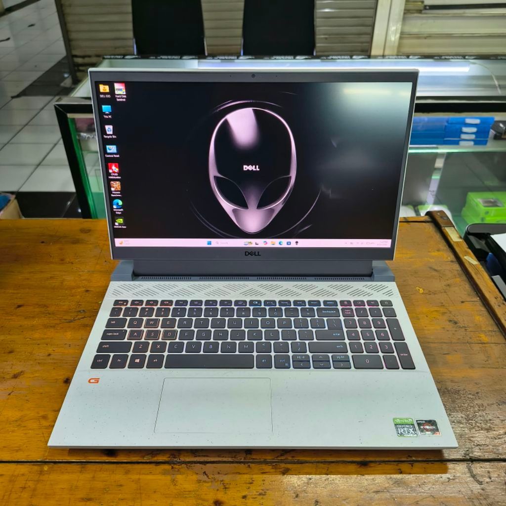 Dell G15 Ryzen 7-5800H RTX 3060 16GB SSD 512GB 15 FHD Muluss