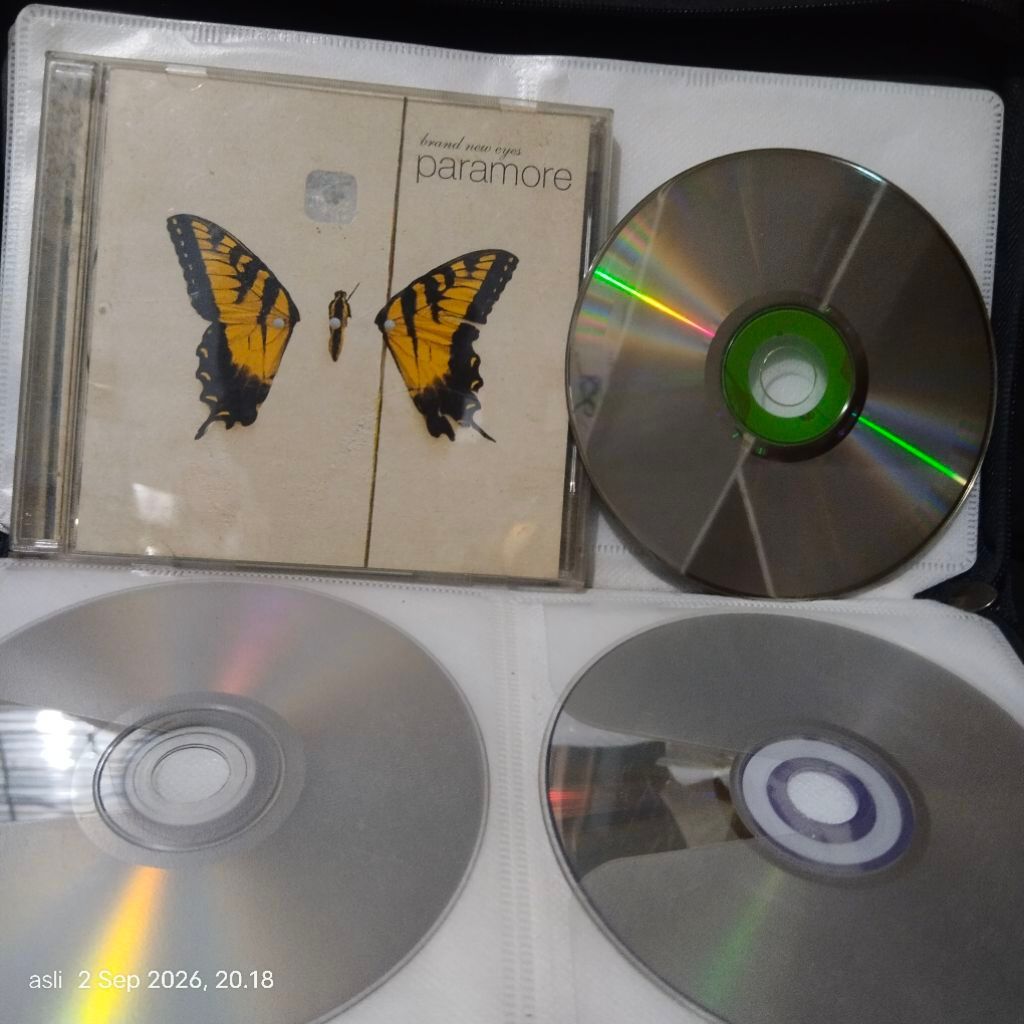 CD PARAMORE brand new eyes album 2009