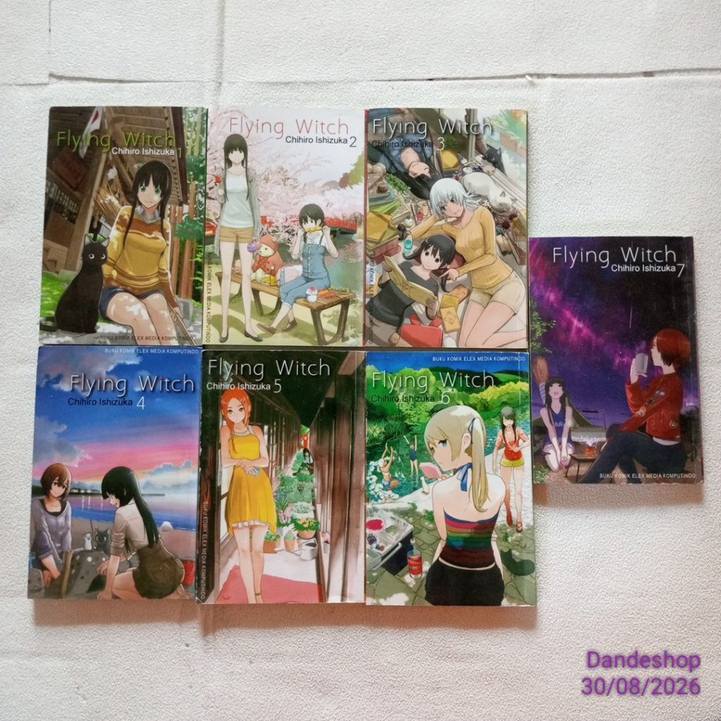 Flying Witch _ by Chihiro Ishizuka - Komik Manga Original Elex Media Komputindo Flying Witch