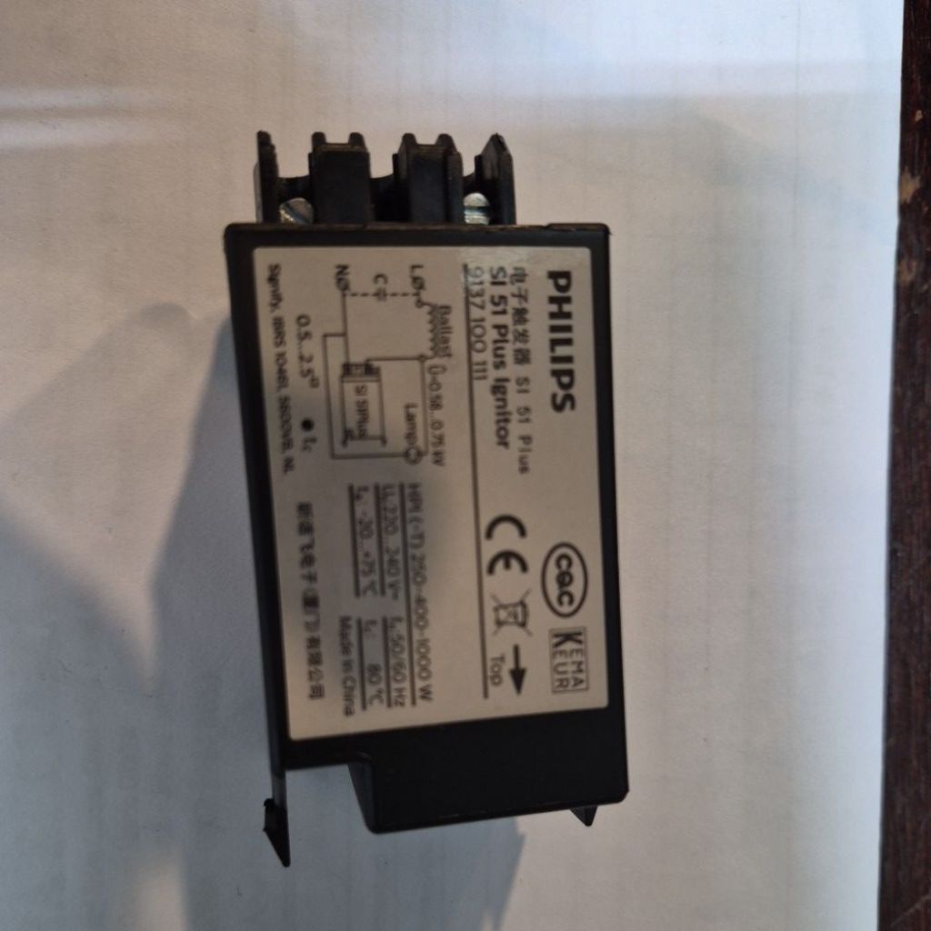 Ignitor Lampu SI 51 Philips untuk lampu metahalide