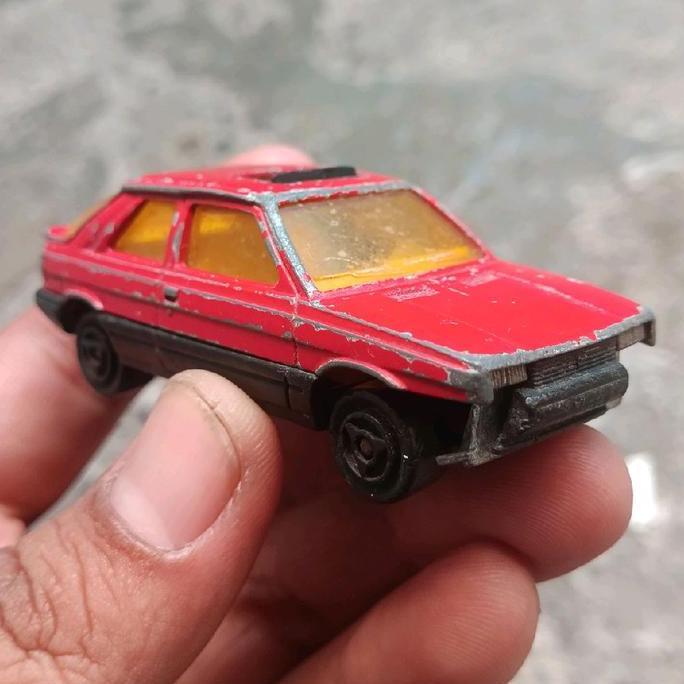 DIECAST LOOSE MAJORETTE MADE IN FRANCE RENAULT 11 BAHAN CUSTOM DIECAST VINTAGE MAJORETTE FRANCE MAJO