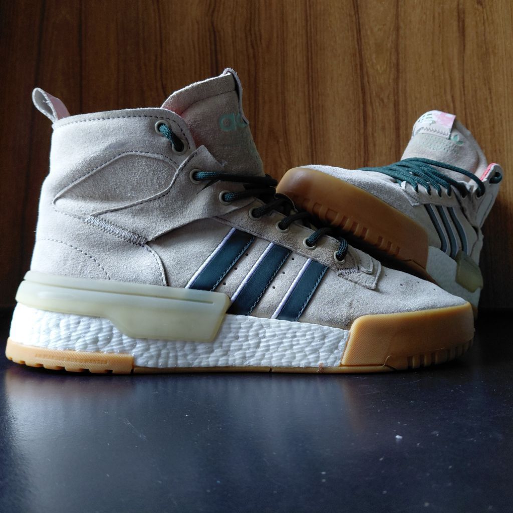 Size 44 | Sepatu Pria High Boots Branded Garis 3 | Sport Sneakers, Casual | Second Preloved 2nd
