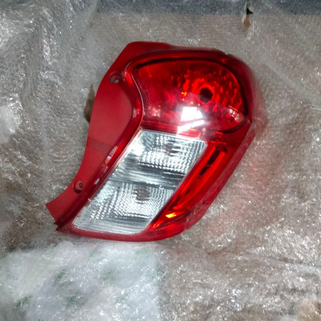 stoplamp lampu belakang Chevrolet spark 2016-2022