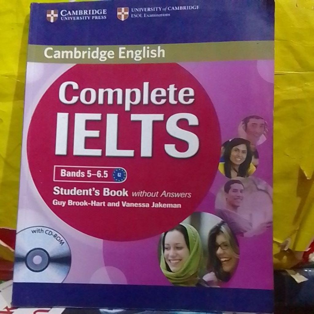 buku original Cambridge English complete IELTS ( Kaset CD )