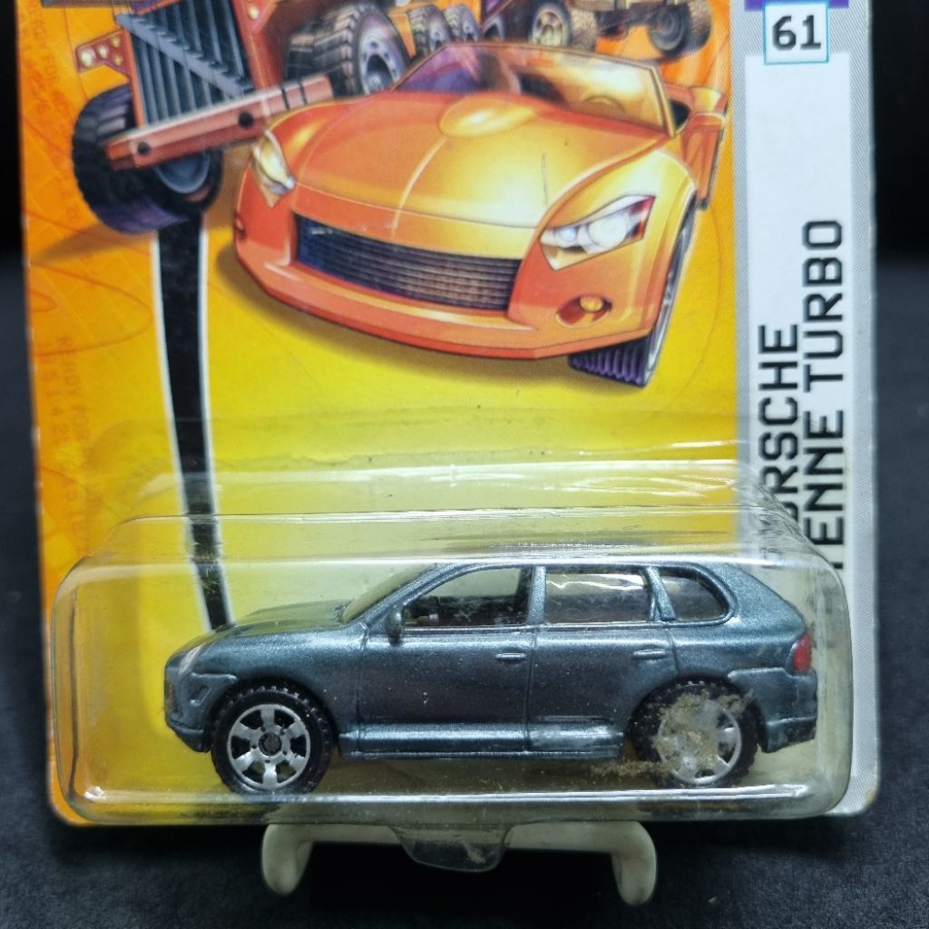 Diecast MATCHBOX 1:64 PORSCHE CAYENNE TURBO