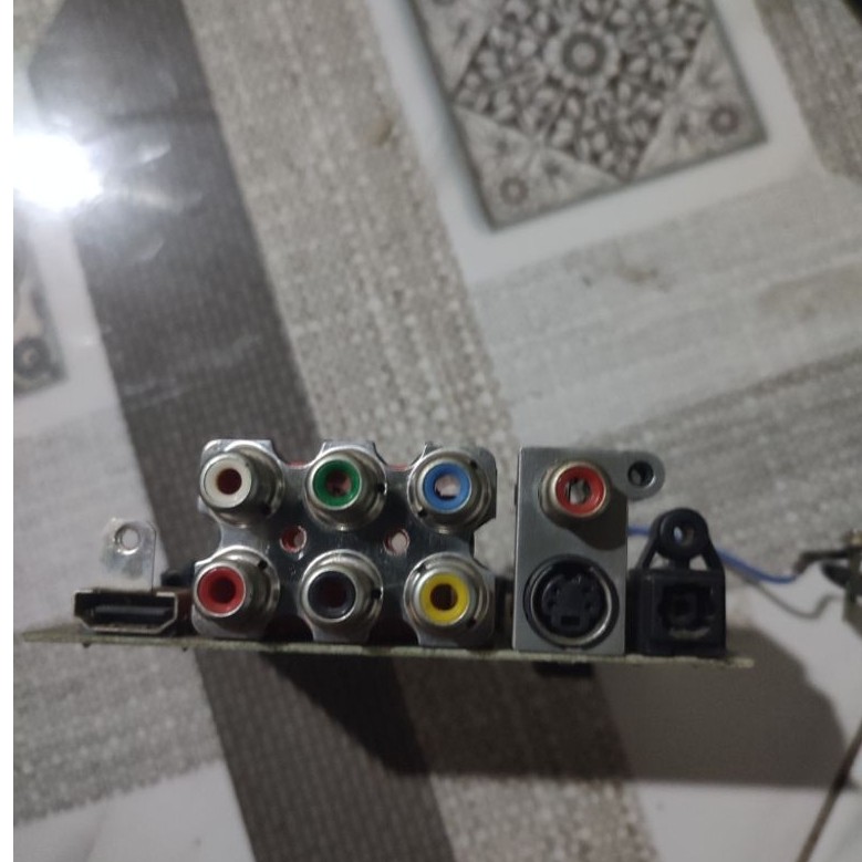 MPEG DVD/ HOMETHEATER POLYTRON PHT 170HD ORI CABUTAN