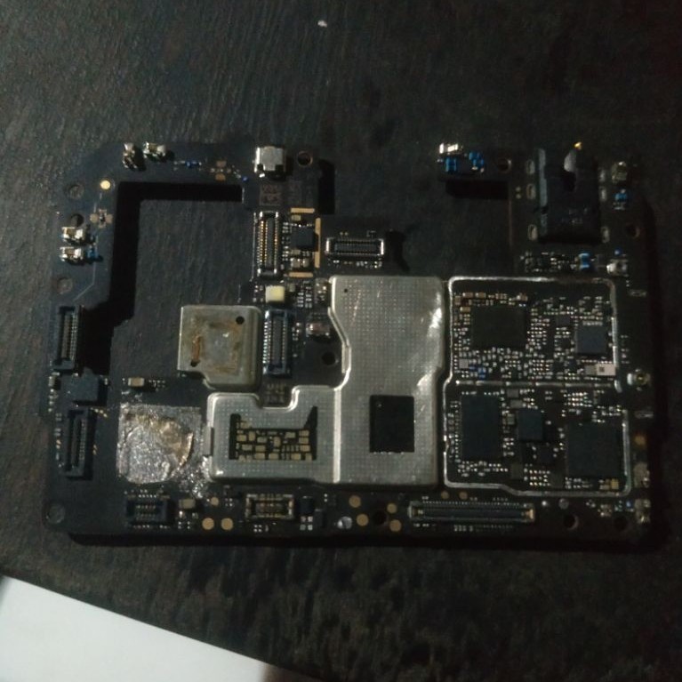 mesin redmi note 10 pro 6/128 bootlop