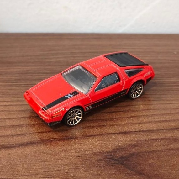 Hot Wheels 81 Delorean DMC-12 Red/Merah (Loose)