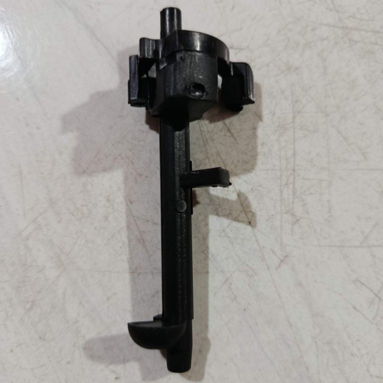 Switch Shaft As MS-381 MS-381 Mesin Chainsaw