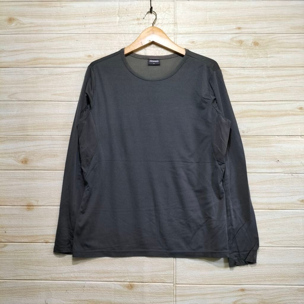 A184. Kaos Katun PROSPECS  Size L  LD112