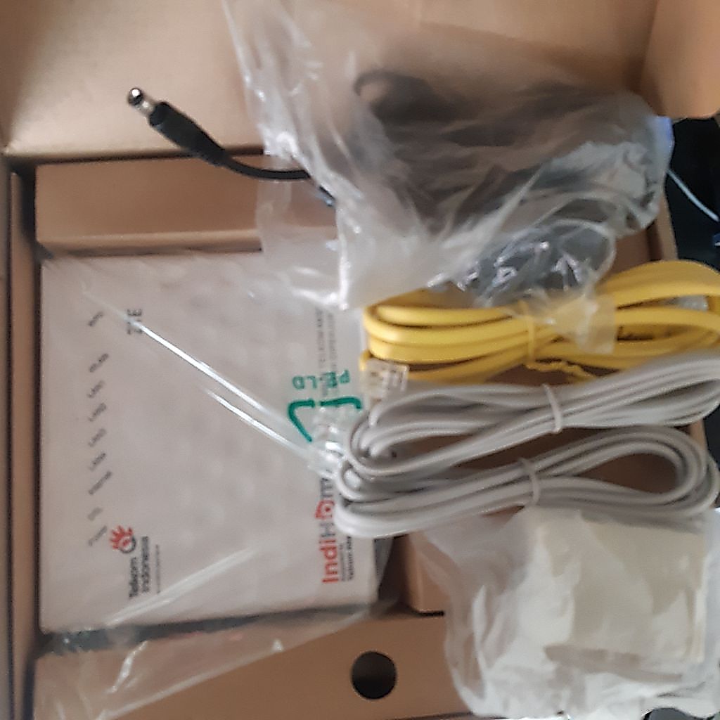 BARU Router Access Point ZTE ZXHN H108n