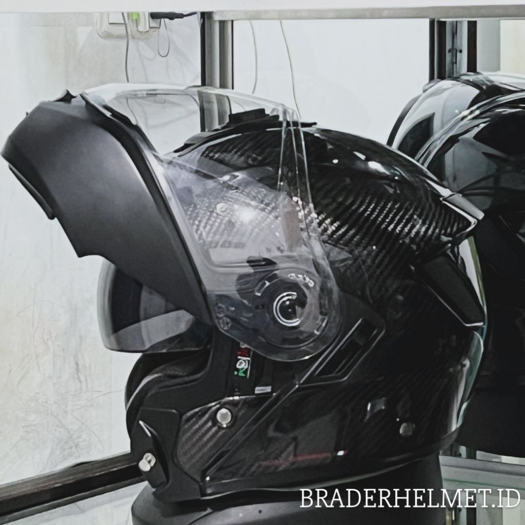 HELM MODULAR CARBON CABERG LEVO X