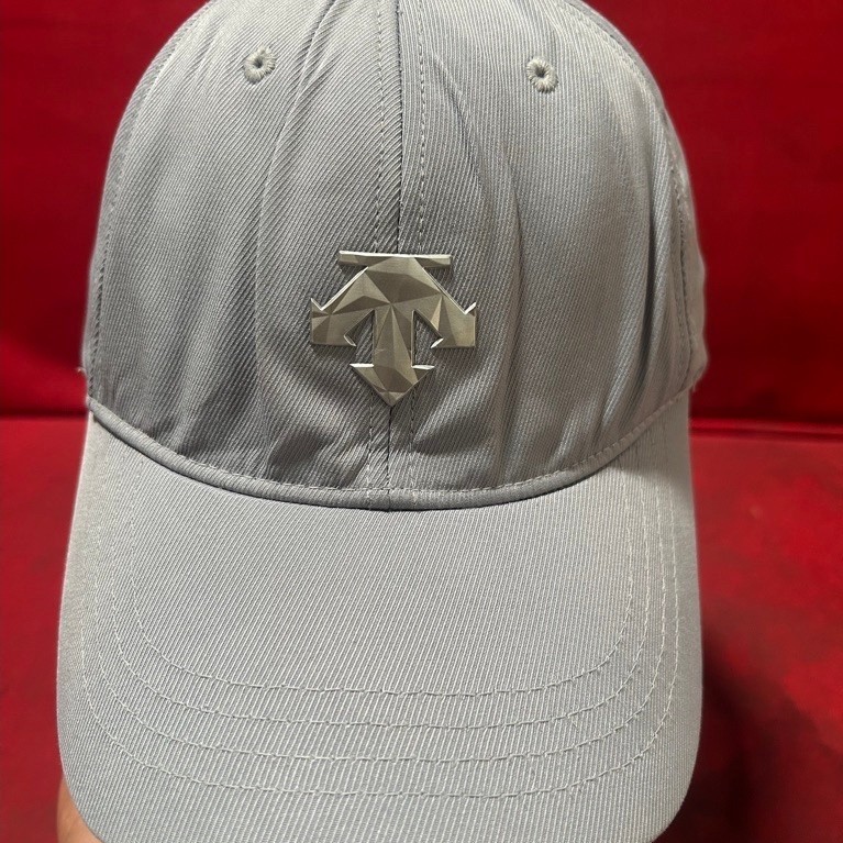 DESCENTE Topi Abu