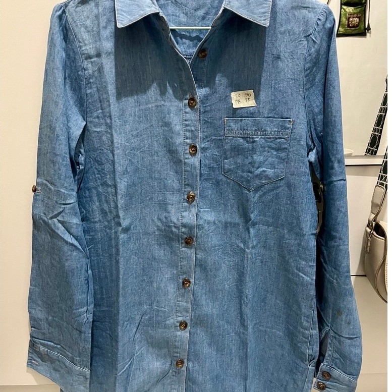 Kemeja Levis Wanita
