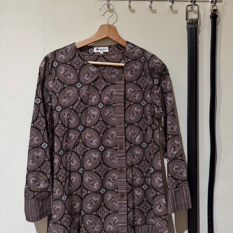 PRELOVED Tunik / Blouse Batik Wanita - Batik Keris