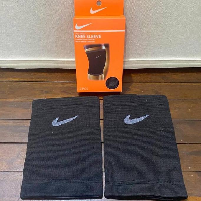 Pelindung Lutut Nike Isi Sepasang - Knee Support Nike - Deker Lutut