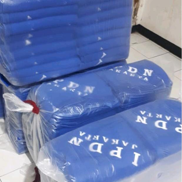 Selimut Yatis Polos Tebal