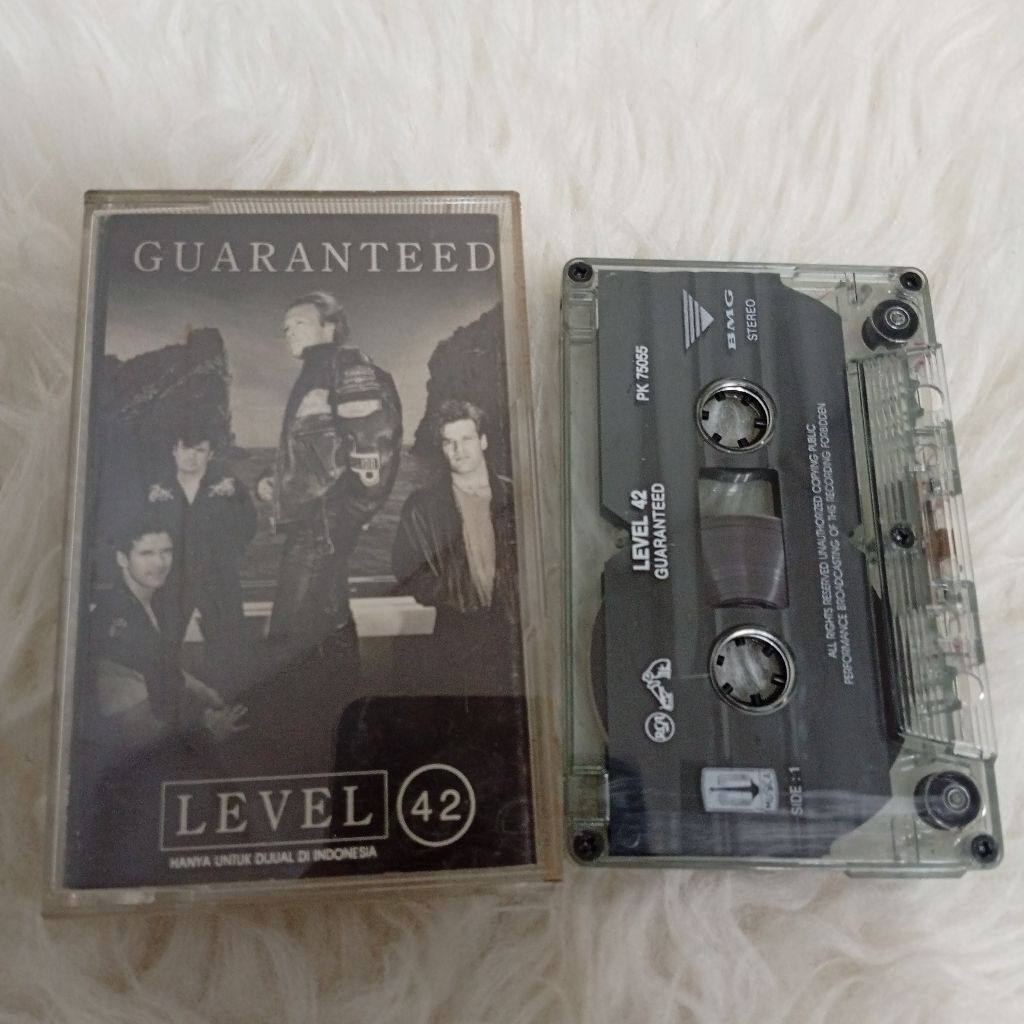 Kaset Pita Level 42