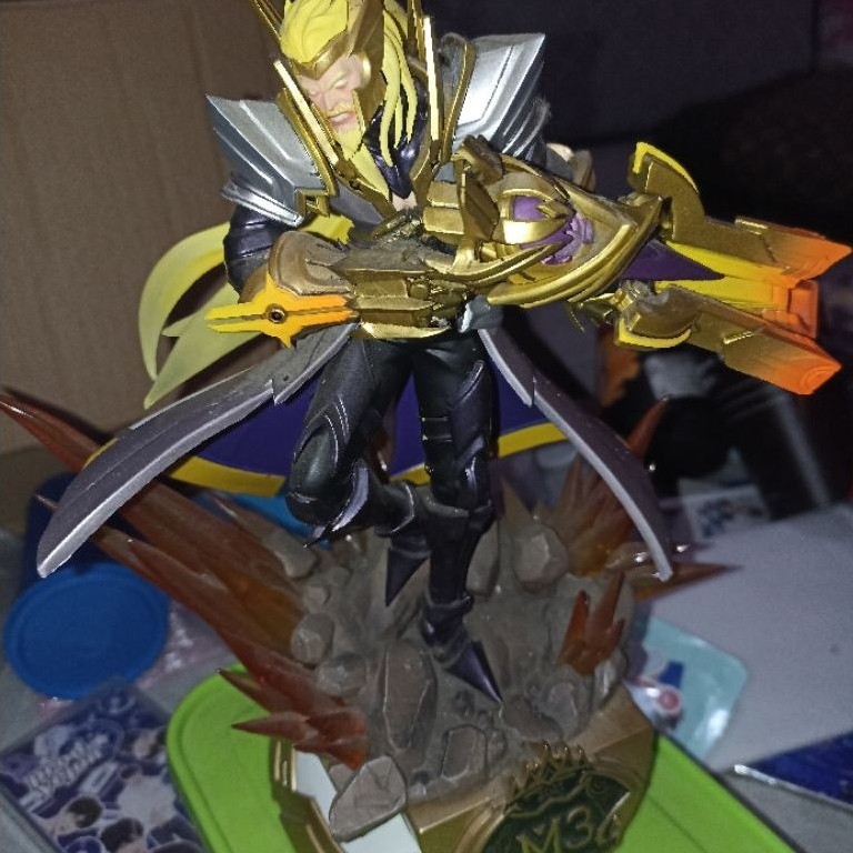 [BACA DESKRIPSI] MLBB MOBILE LEGENDS BANG BANG M3 ROGER ACTION FIGURE LIMITED 2021