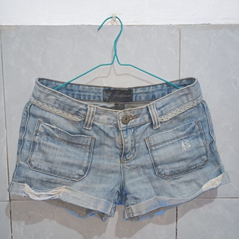Celana Jeans Pendek Vigoss Fashion Size S Taiwan