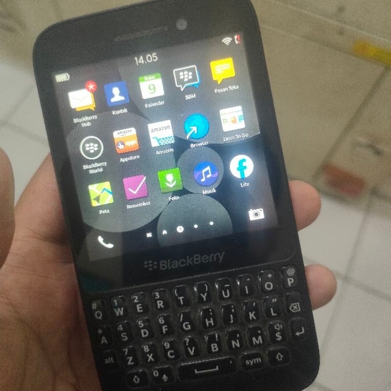 Blackberry Q5