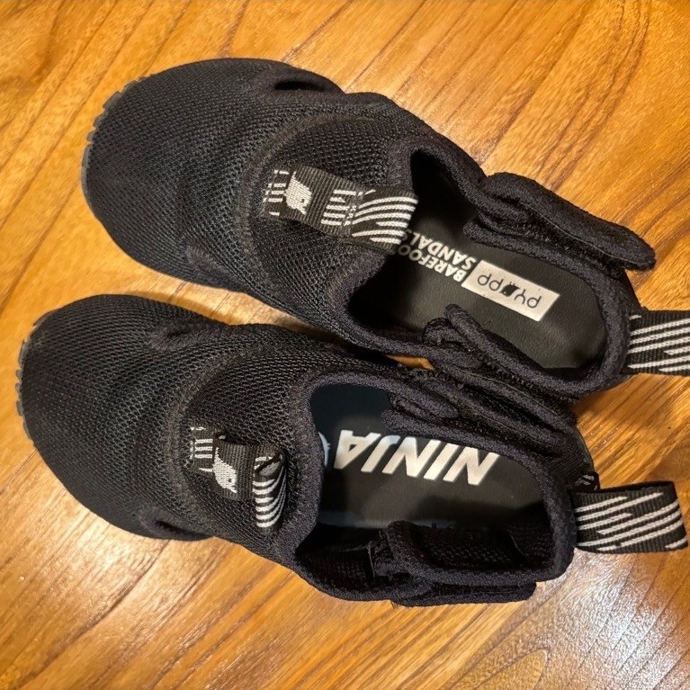 PYOPP Ninja Active Barefoot Sandals 2.0 - Jet Black Preloved size 28 / Sepatu anak