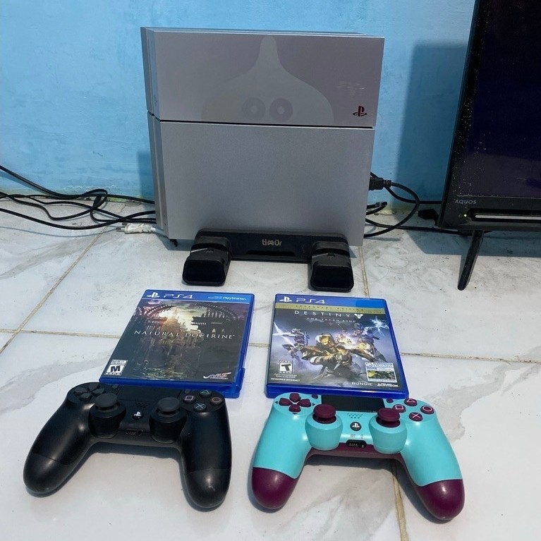 PS4 Dragon Quest Limited Edition