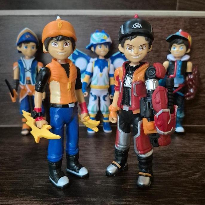 mainan boboiboy galaxy figure boboi boy monsta pajangan gentar beliung frostfire sopan