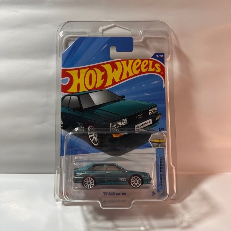 Hot Wheels 87 Audi Quattro