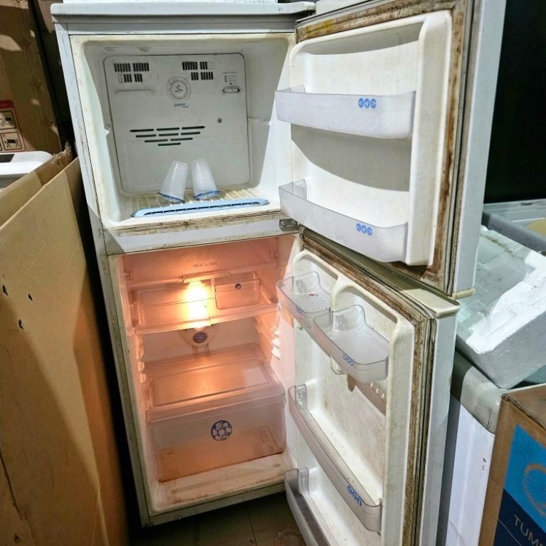 KULKAS PINTU 2 LG BEKAS/ SEKEN ORI