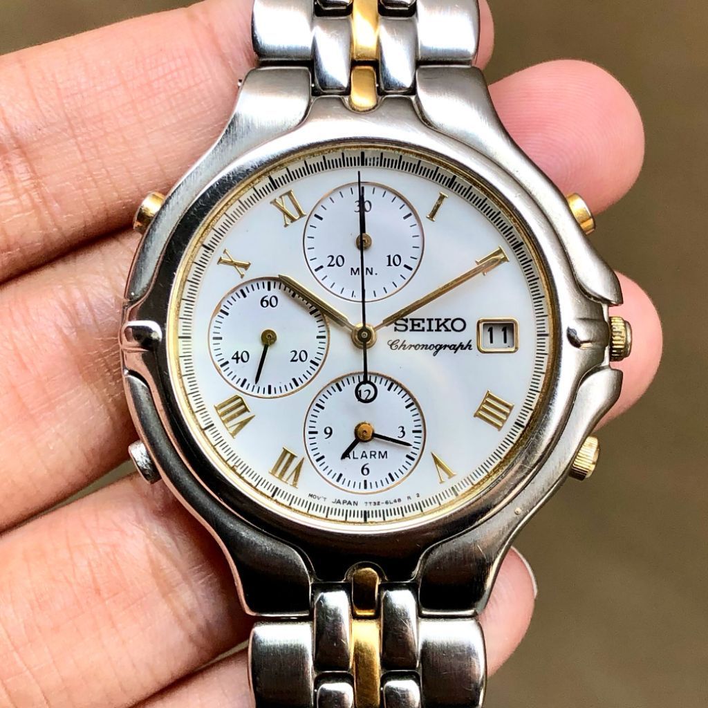 Seiko Quartz Chronograph 7T32-6J30