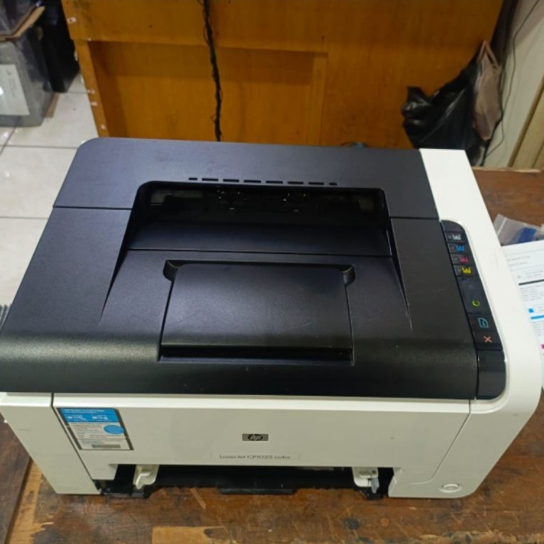 printer hp laserjet CP1025 color