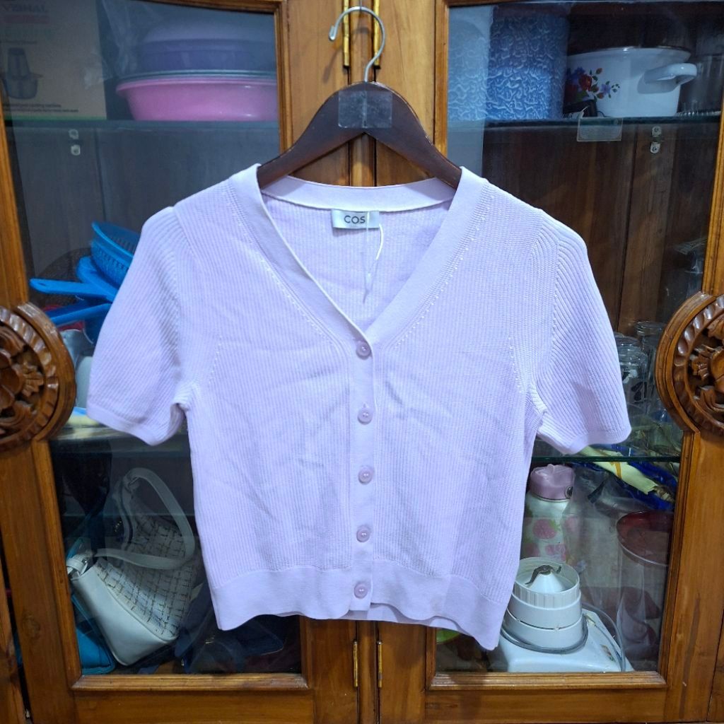 cos cropped knitted top v neck