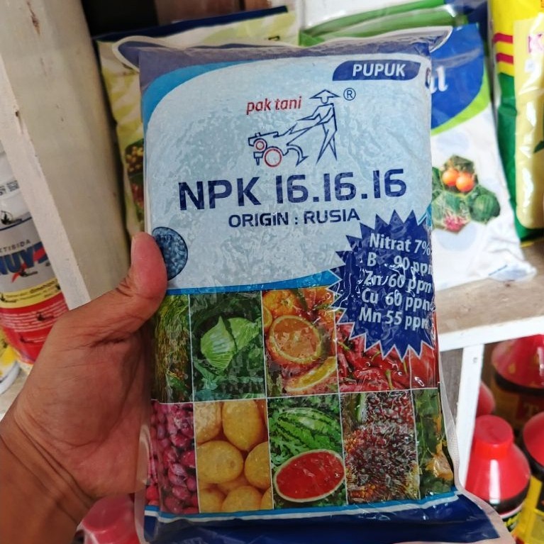 Pupuk NPK 161616 Pak  Tani Mutiara Biru Origin Rusia Kemasan Asli Pabrik 1 KG