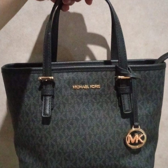 [ Preloved] Michael Kors Jet Set Bag Black