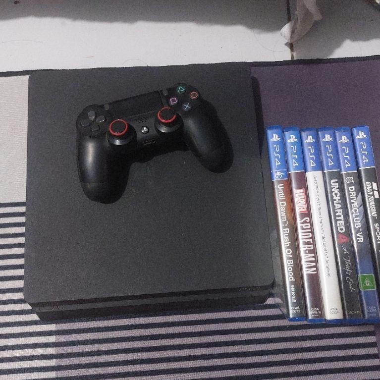 ps4 slim 500gb + psvr + game