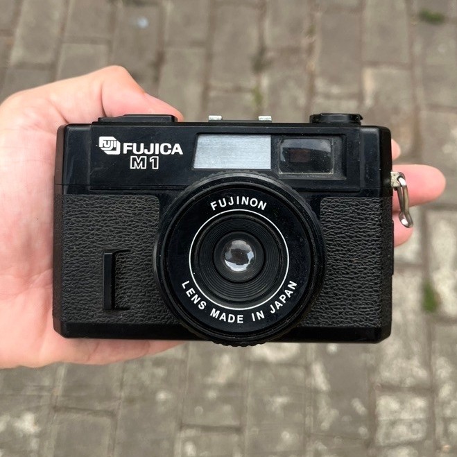 FUJICA M1